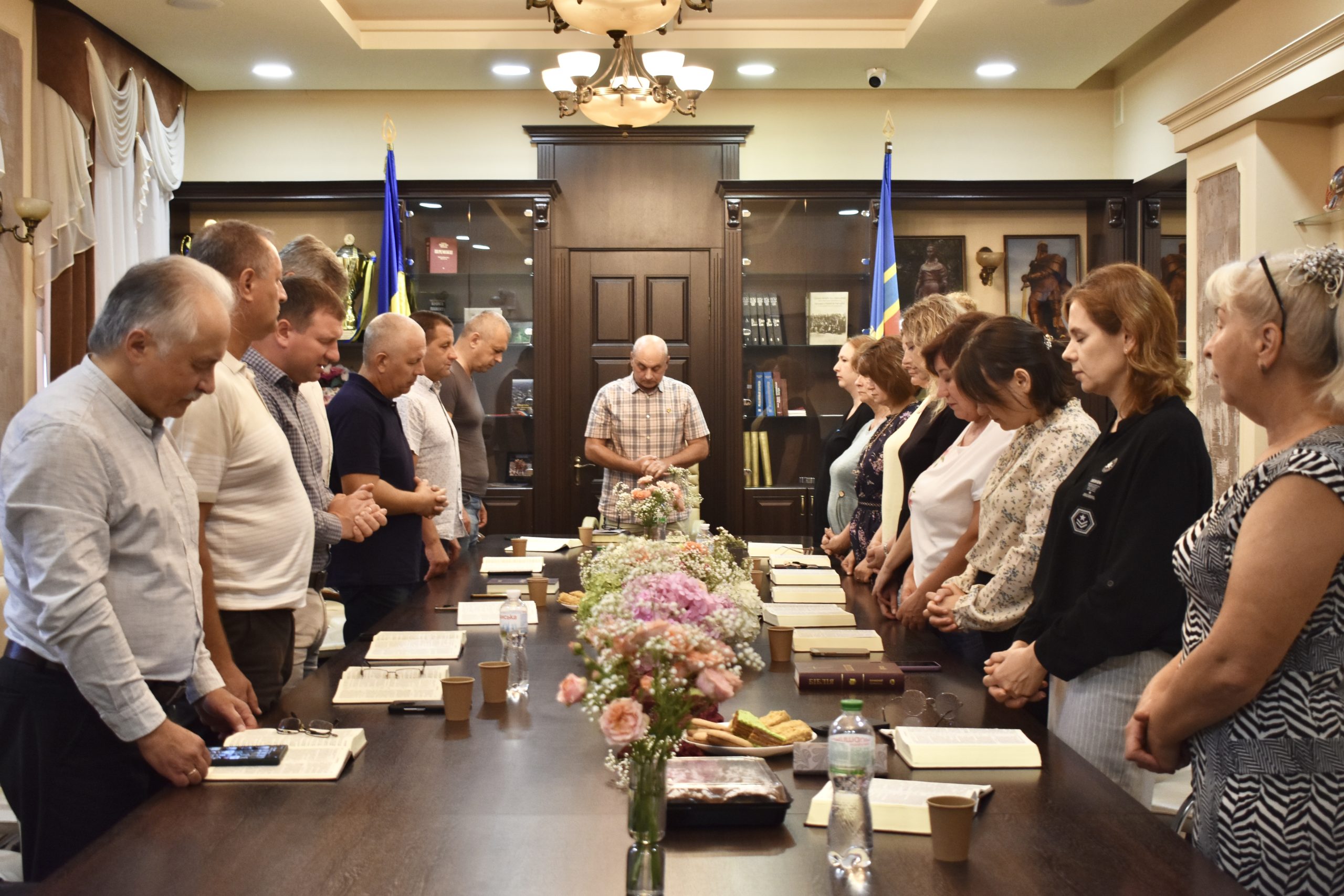 Молитовний сніданок: традиція єднання та роздумів