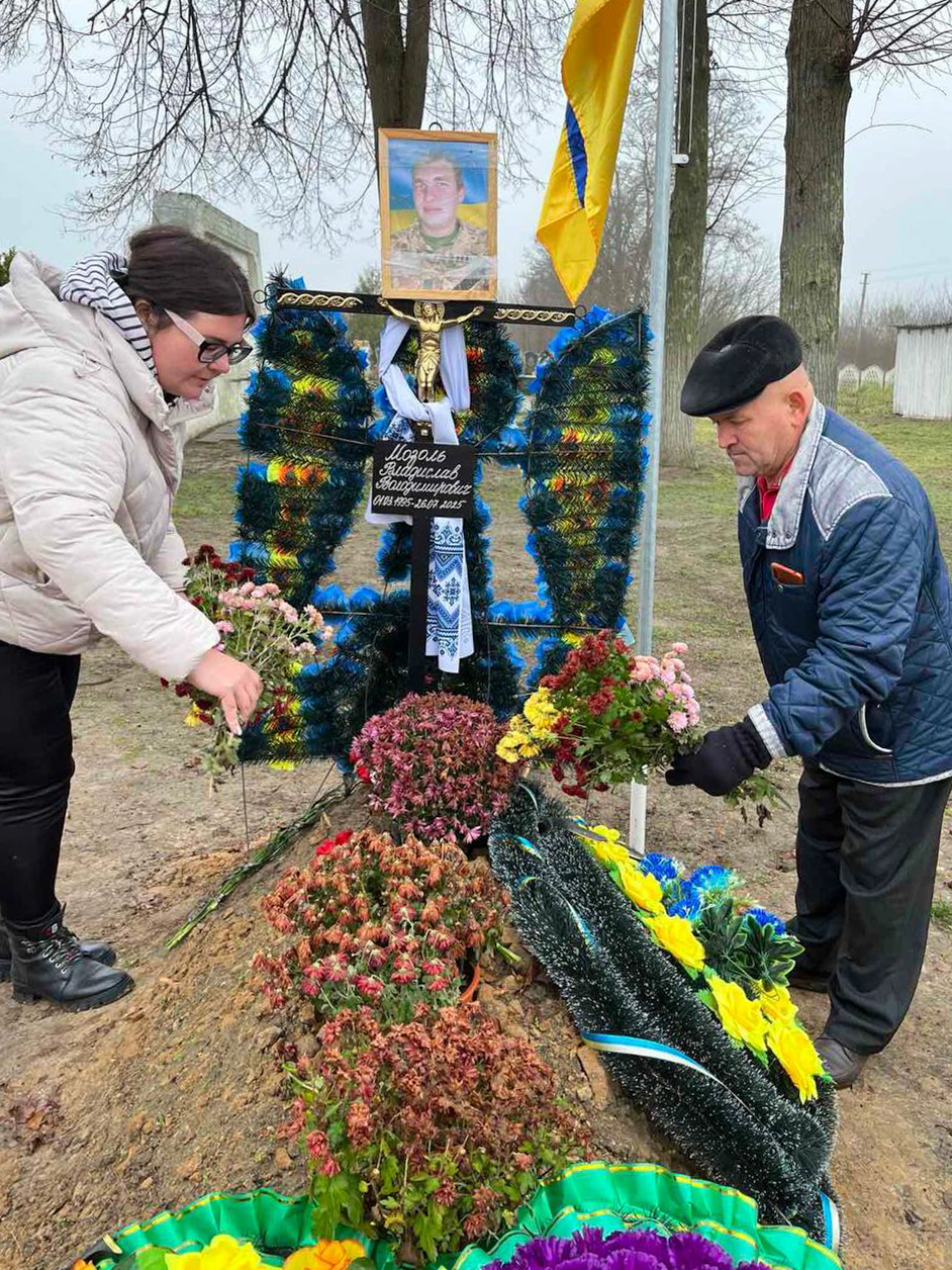 У єдності — наша сила: покладання квітів до Дня Гідності та Свободи