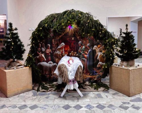 Дорогі мешканці нашої громади! Щиро вітаємо вас із Різдвом Христовим!