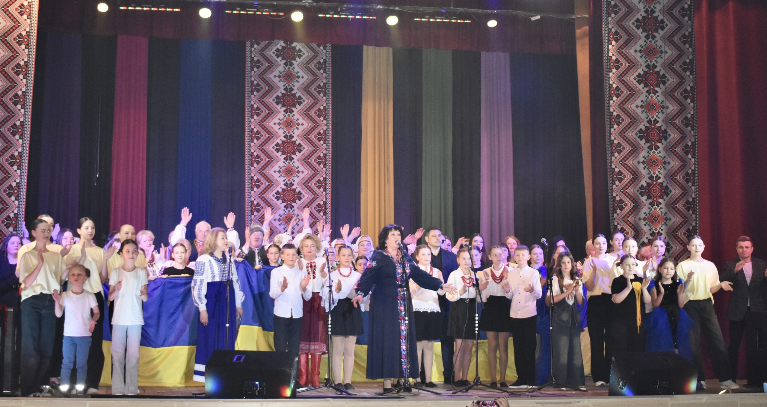 Звіт творчих колективів та виконавців міського палацу культури: мистецтво, що об’єднує