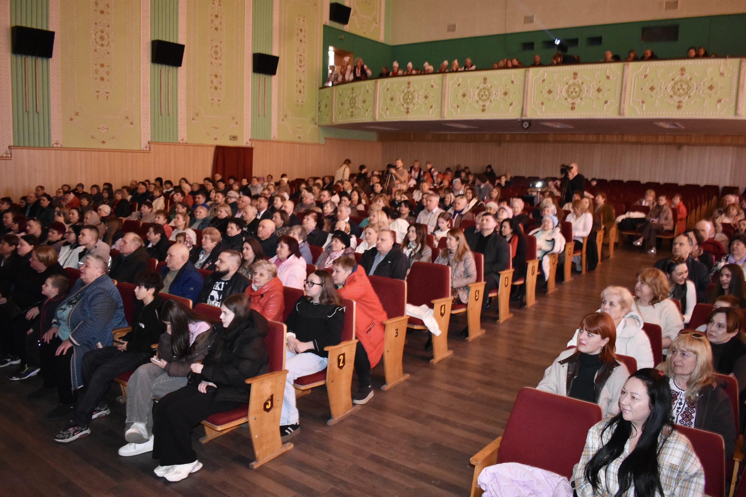 Звіт творчих колективів та виконавців міського палацу культури: мистецтво, що об’єднує