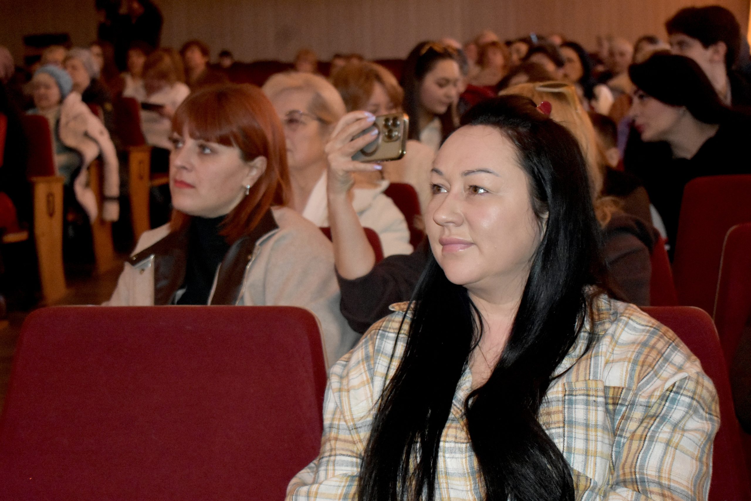 Звіт творчих колективів та виконавців міського палацу культури: мистецтво, що об’єднує