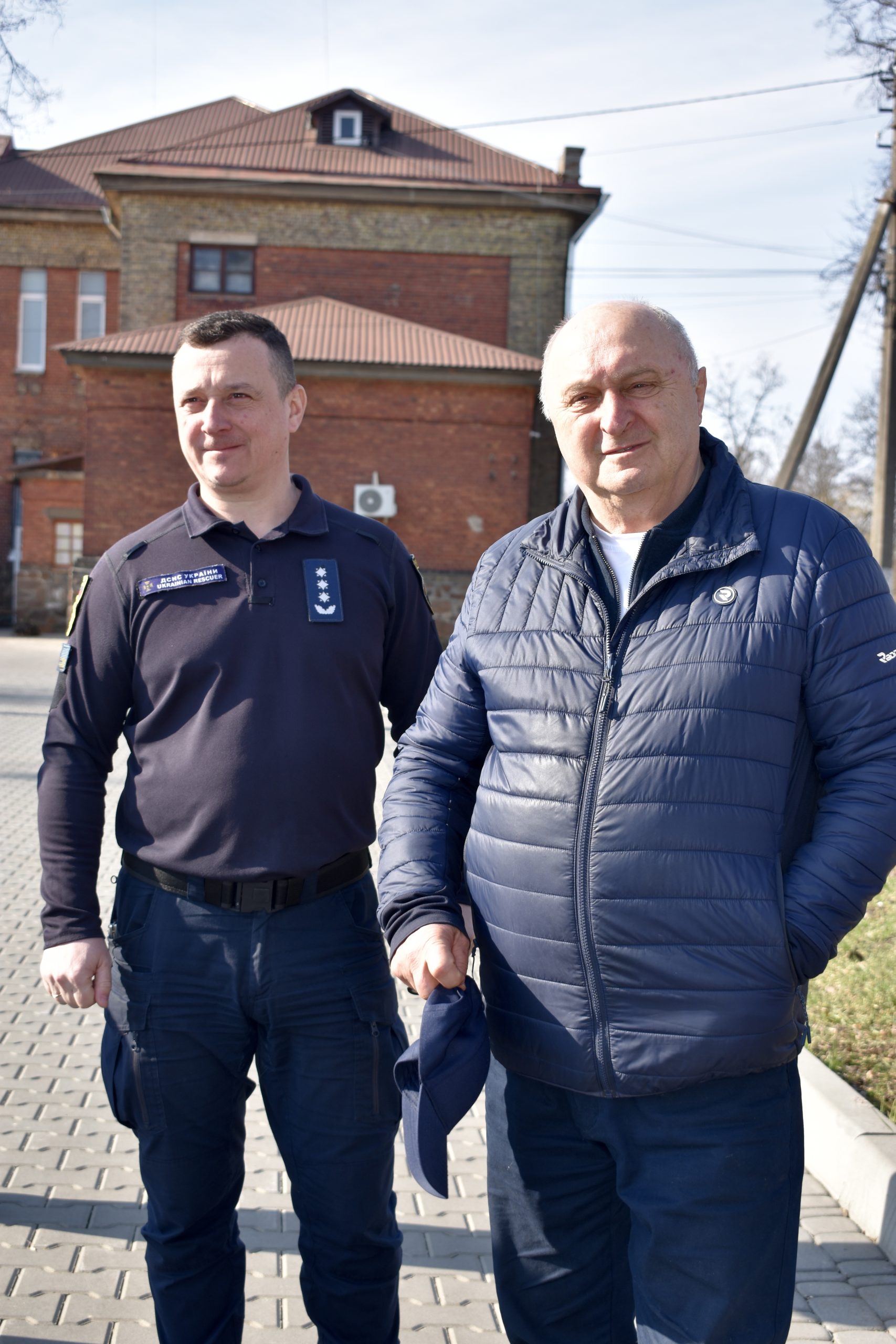 Ще одне підсилення для медиків і громади: у Коростенській центральній міській лікарні презентували новий реанімаційний автомобіль