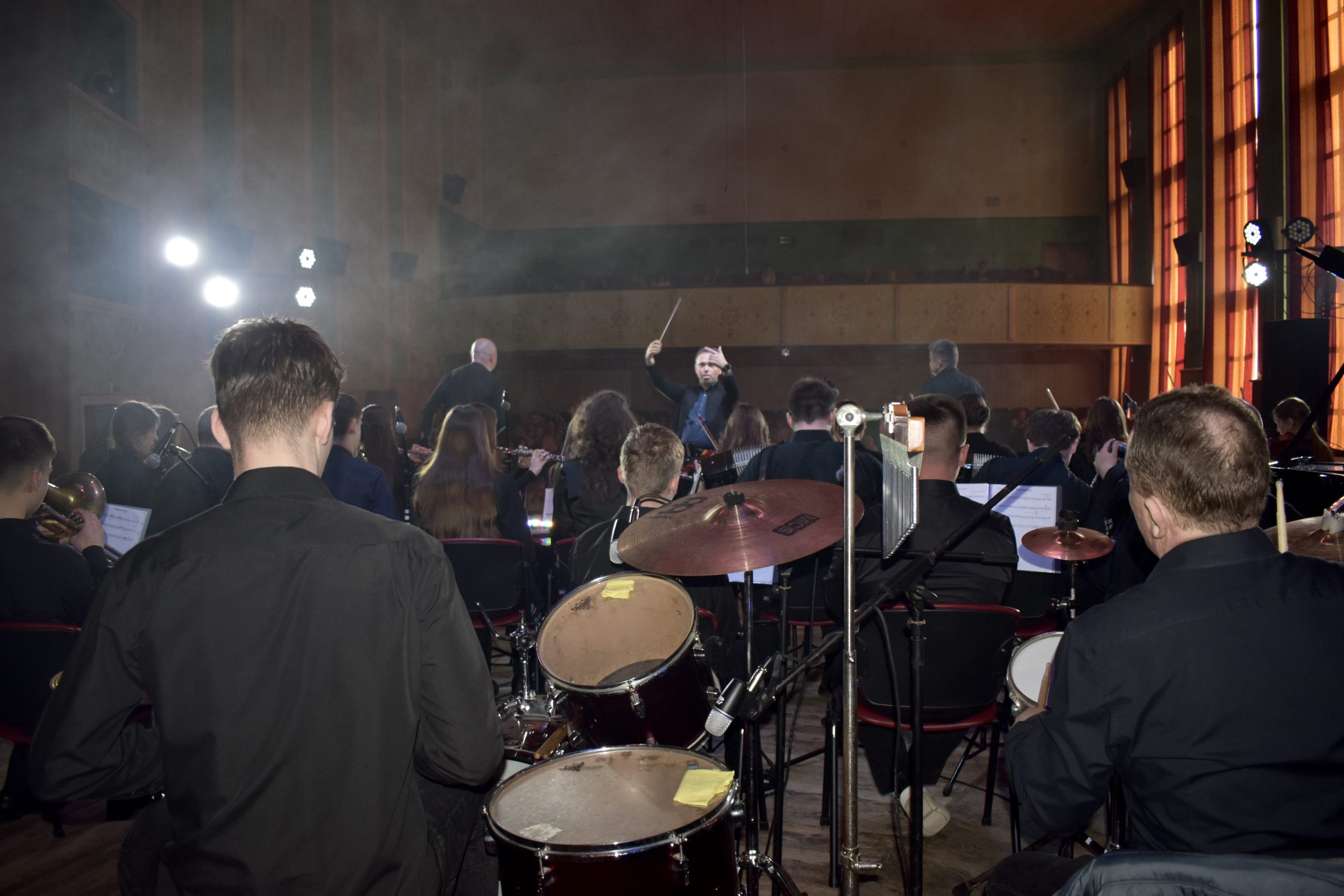 Мистецька синергія: як пройшов неймовірний вечір у міському палаці культури