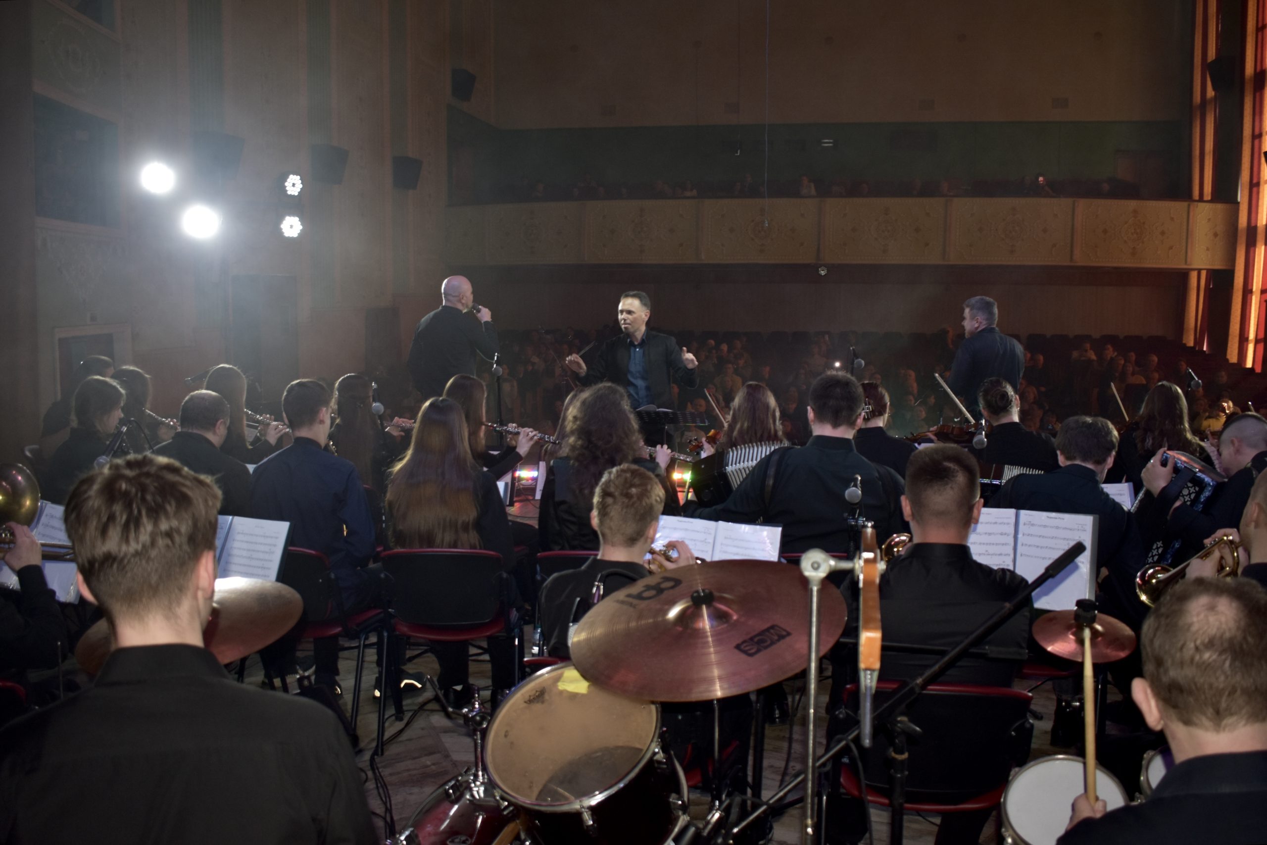 Мистецька синергія: як пройшов неймовірний вечір у міському палаці культури