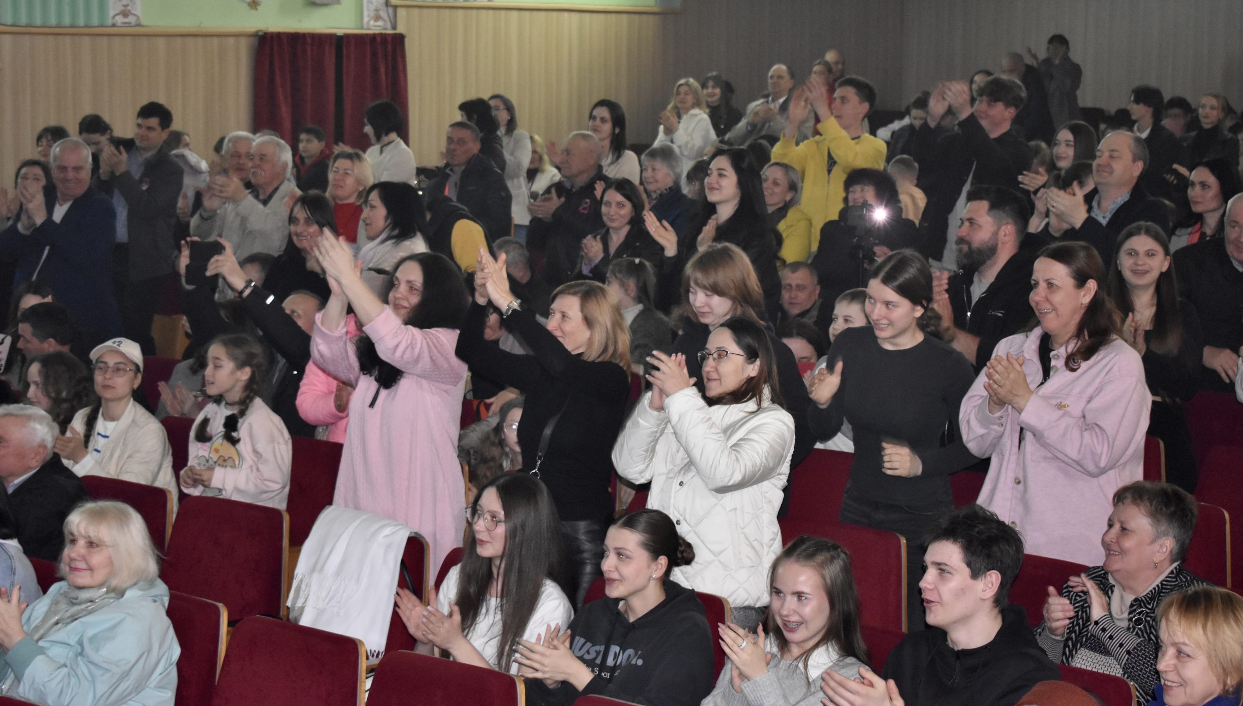 Мистецька синергія: як пройшов неймовірний вечір у міському палаці культури