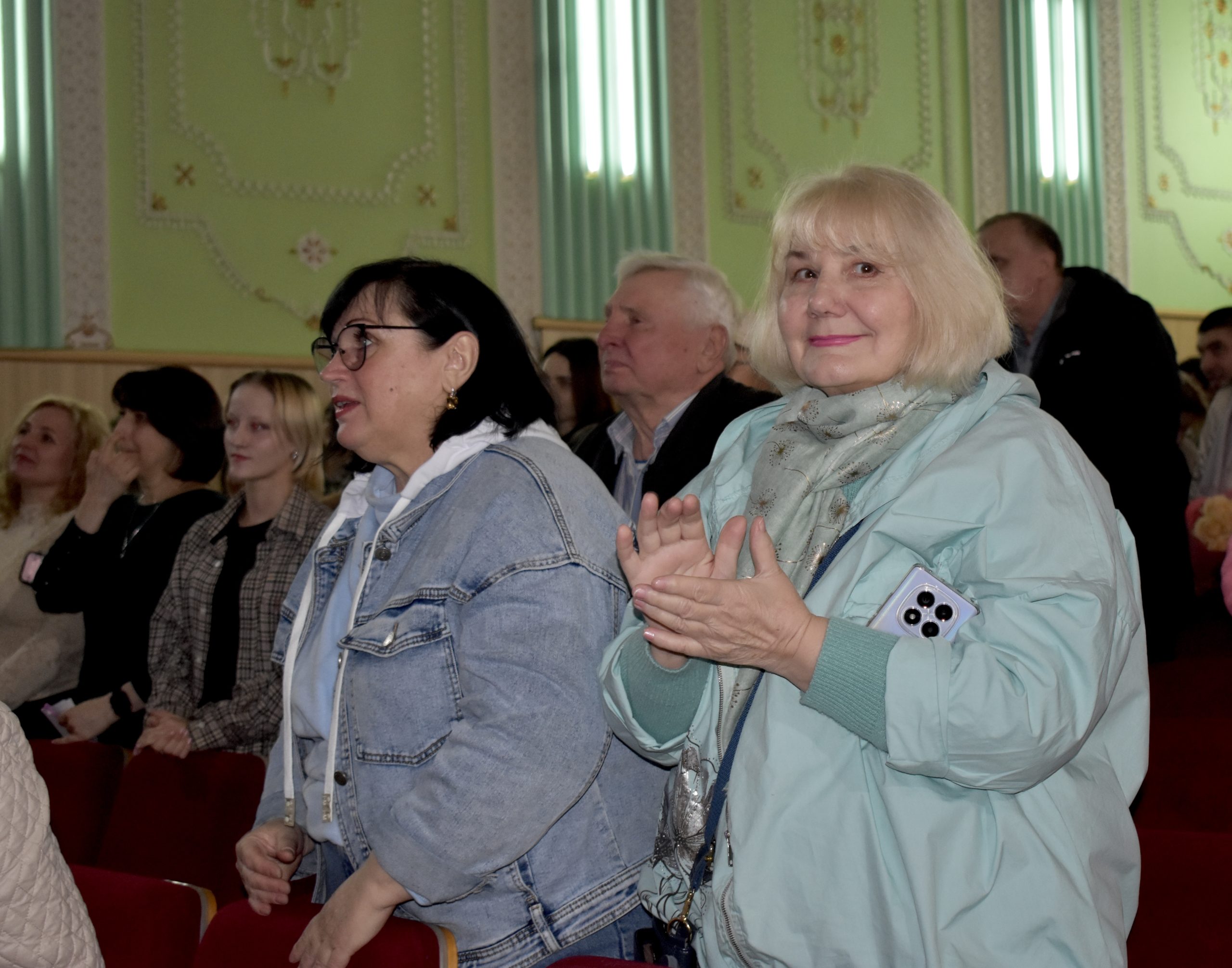 Мистецька синергія: як пройшов неймовірний вечір у міському палаці культури